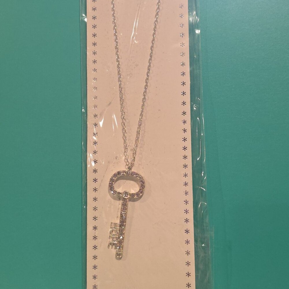 "HOPE" is the Key Silver-Tone Necklace Crystal / Rhinestone / Bling